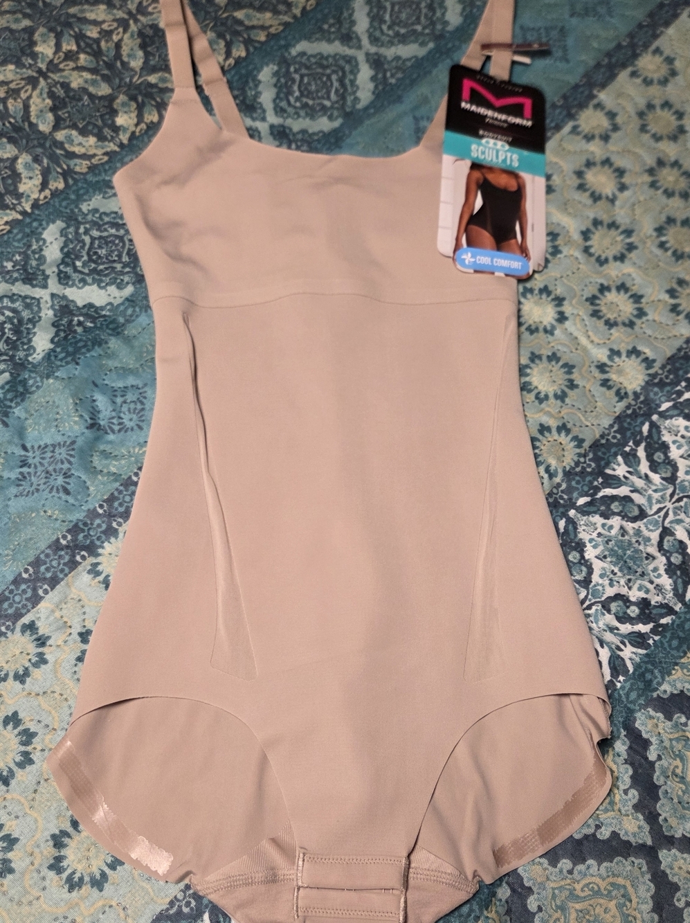New Maidenform Light Nude Shaping Bodysuit